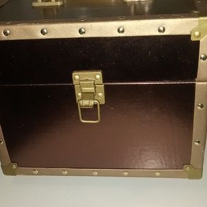 Brown Cosmetic Case